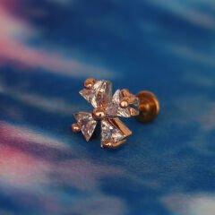 Dört Zirkon Taşlı Cross Figürlü 6x1,2 mm Rose Çelik Piercing, Helix-Kıkırdak-Conch-Lobe-Tragus