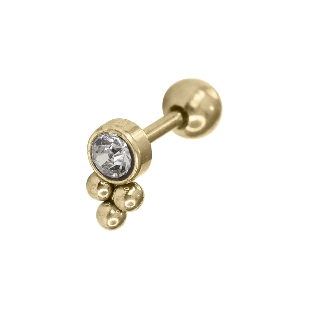 Kulakta son derece zarif ve şık bir duruş sergileyen gold rengi 6 mm vidalı helix ve conch piercing kullanımı