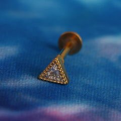 Üçgen Zirkon Taşlı Flatback 6x1,2 mm Gold Çelik Piercing, Helix-Kıkırdak-Conch-Lobe-Tragus