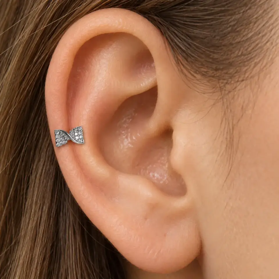 fiyonk-helix-piercing
