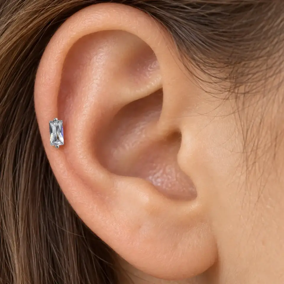 zirkon-tas-helix-piercing