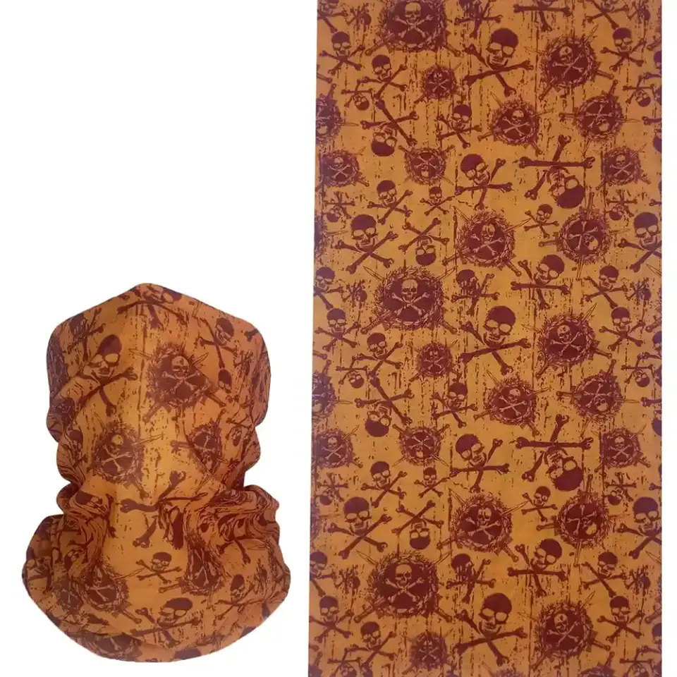 Kurukafa desenli, saça ve boyuna bağlanabilen çok amaçlı buff boru bandana saç bandı.