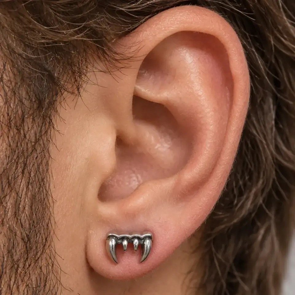 vampir-dis-helix-piercing