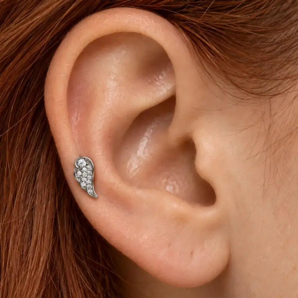 kanat-helix-piercing