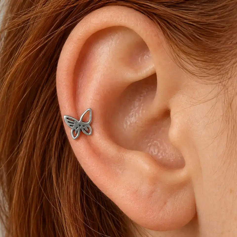 kelebek-helix-piercing