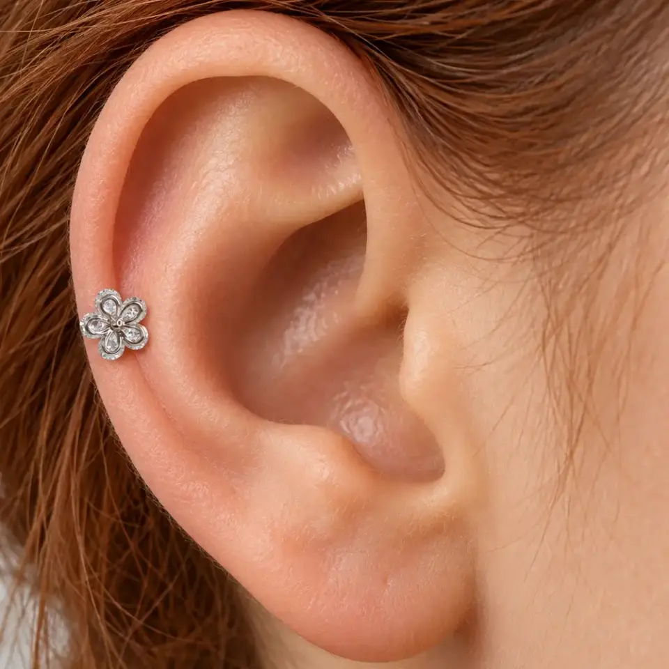 cicek-helix-piercing