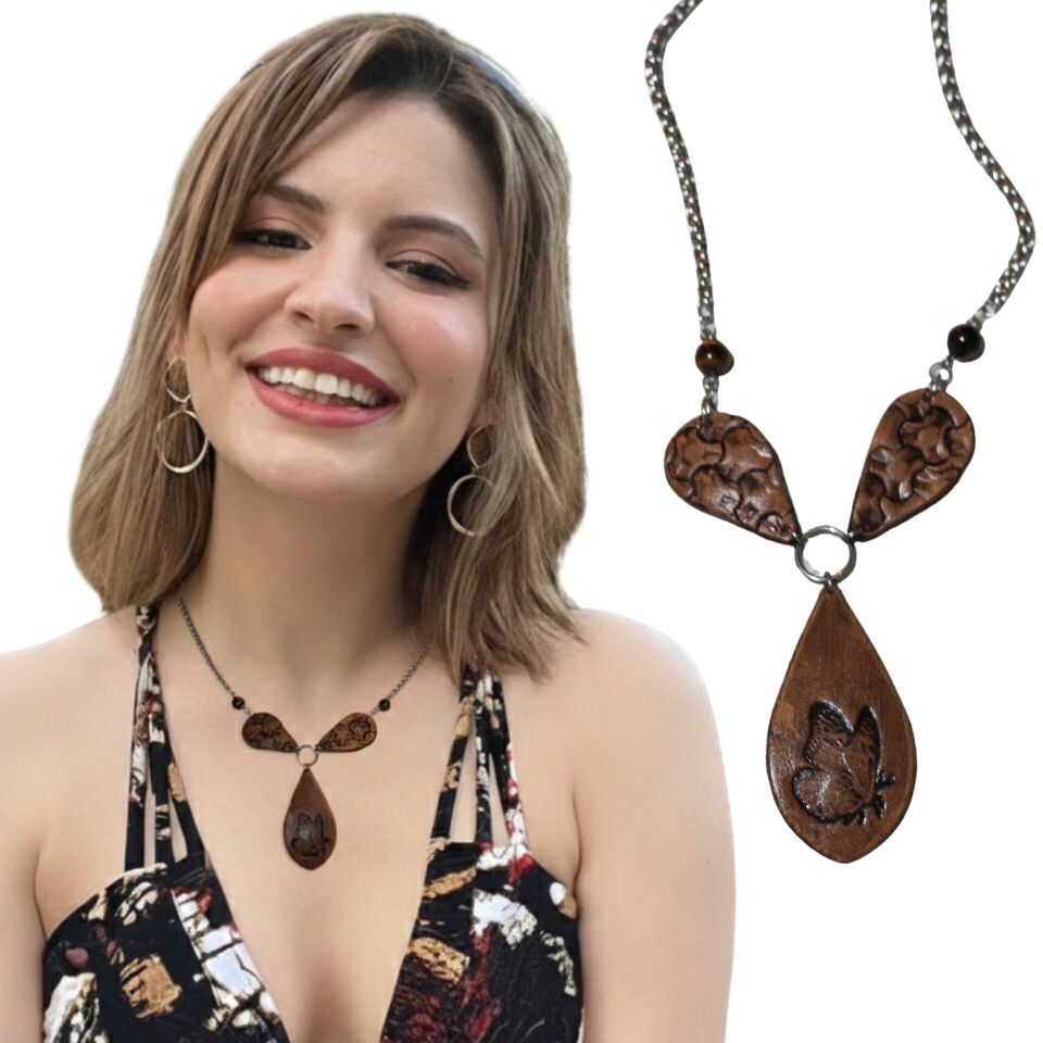 El Yapımı Kelebek Motifli Deri Kolye | Çelik Zincirli Tasarım