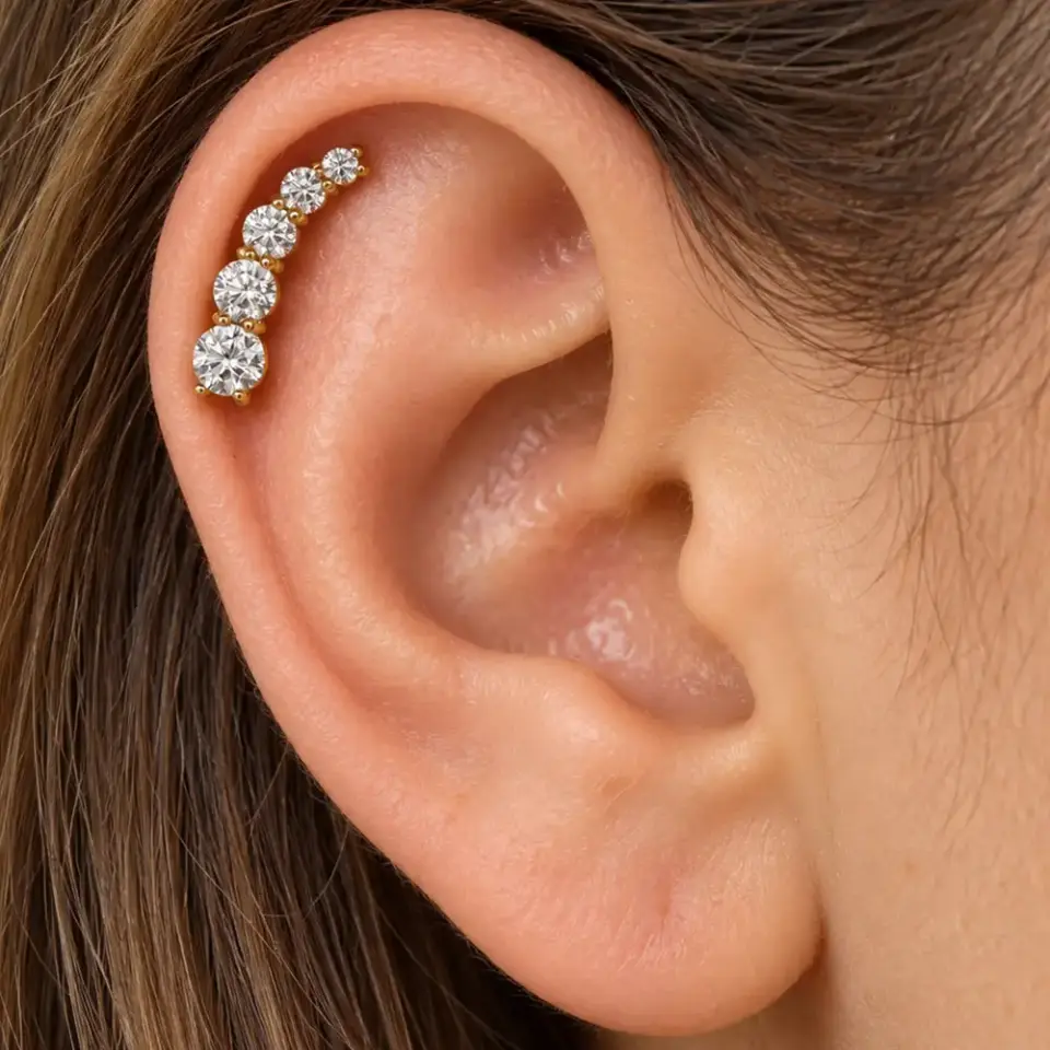 bes-tas-gold-helix-piercing