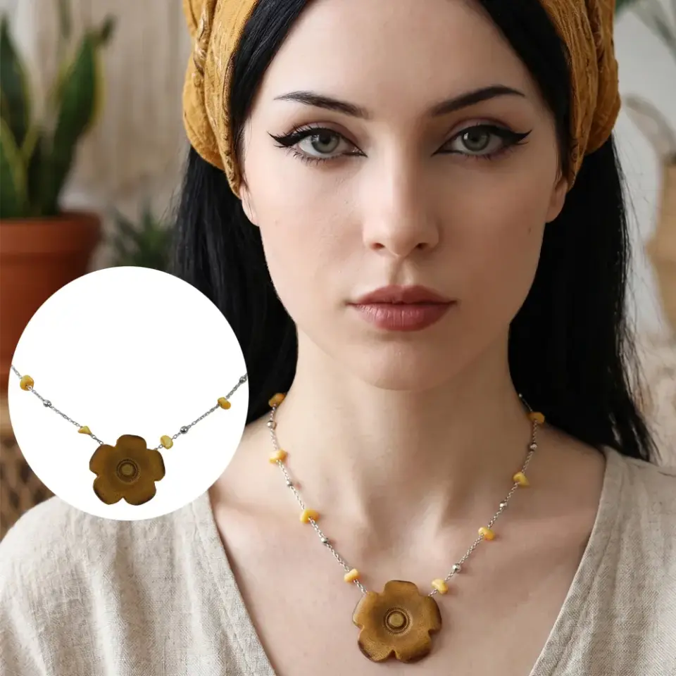 Hekate sarı crazy deri çiçek kolye, çelik zincirli bohem kadın kolye